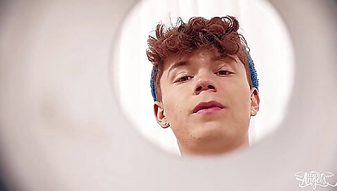 Brunette is anal and she pleases her boyfriend 3 times